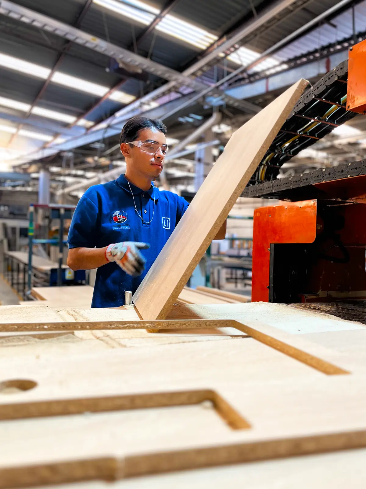Stabilimento produttivo — lavorazione dei pezzi